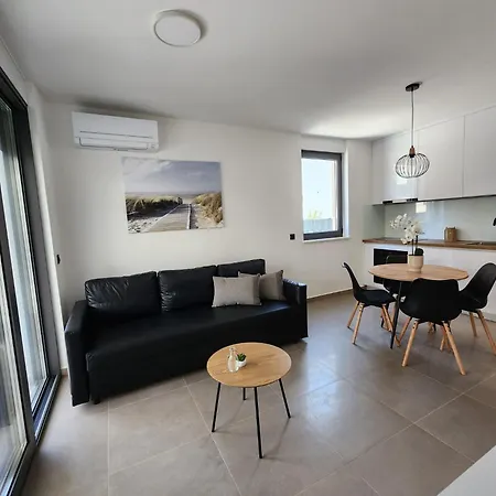 Brand New With Private Yard Allure Ii * Zadar